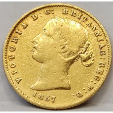 AUSTRALIA 1857 . HALF 1/2 SOVEREIGN . SYDNEY . GOLD . SURFACE MARKS